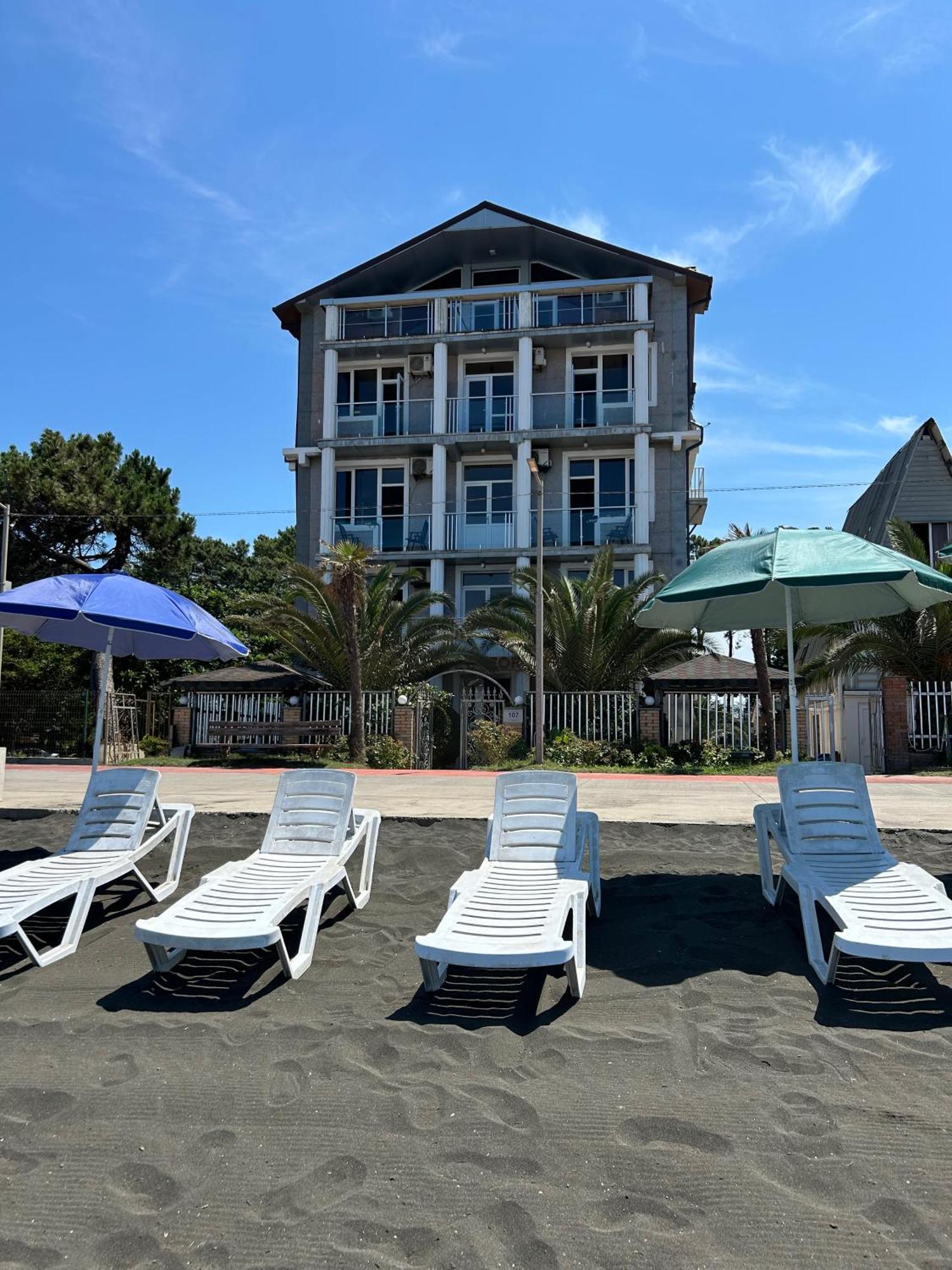 Hotel George 우레키 외부 사진
